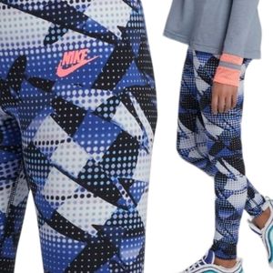 Nike Sportswear Older Kids' (Girls') Printed Leggings